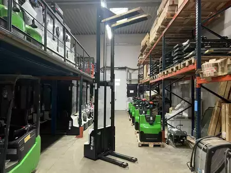 Magasemelésű béka 2025  Bobcat LSM 12 N -7 (3)