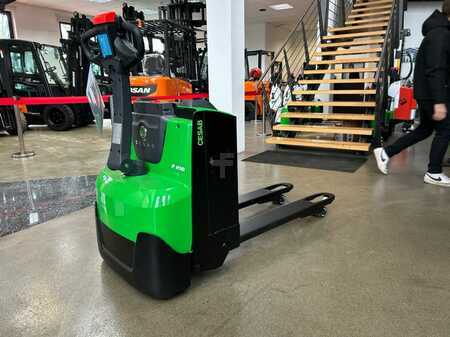 Transpalettes éléctriques 2025  Cesab P216 (1)