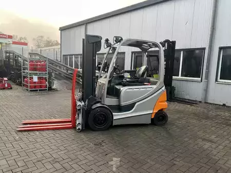 Eléctrico - 4 rodas 2018  Still RX60-30 (1)