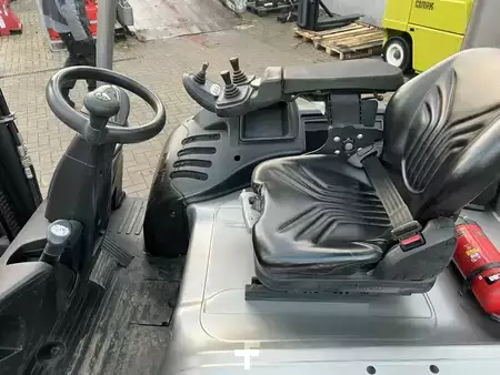 Eléctrico - 4 rodas 2018  Still RX60-30 (8)