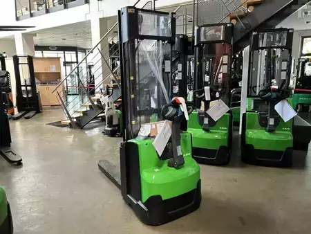 Stoccatori 2025  Cesab S214 (2)