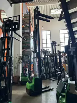 Stoccatori 2025  Cesab S214 (3)