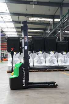 Stapelaars 2025  Noblelift SWB130D (1)