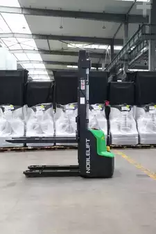 Magasemelésű béka 2025  Noblelift SWB130D (4)