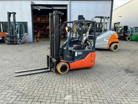 3-wiel elektrische heftrucks 2016  Toyota 8FBE20T (1)
