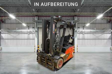 Elektrisk- 3 hjul 2019  Linde E16C (2)