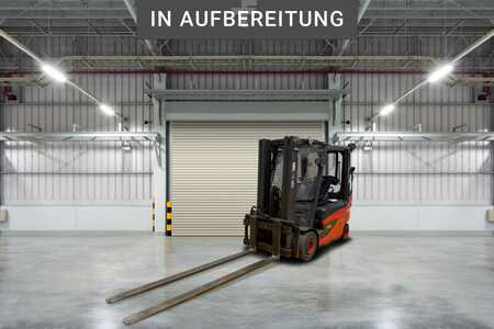 Elektro 4 Rad  Linde E30L (1)