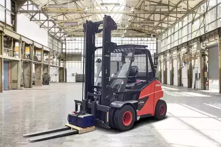 Eléctrico - 4 rodas 2024  Linde E60-127900 (1)