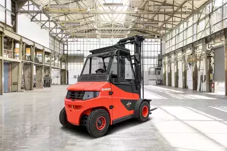 Eléctrico - 4 rodas 2024  Linde E60-127900 (2)