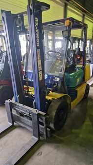 LPG Forklifts 2005  Komatsu 2,5 t (3)