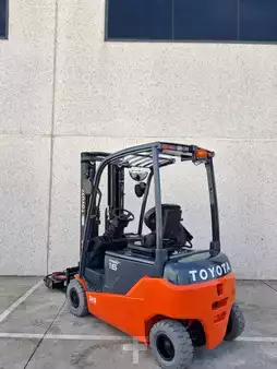 El truck - 4 hjulet 2019  Toyota 8FBM16T (1)