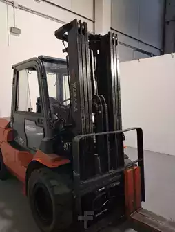 Dieseltrukki 2005  Toyota 02-7FD40 (15)