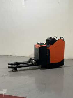 Electric Pallet Trucks 2021  Toyota LPE250 (3)