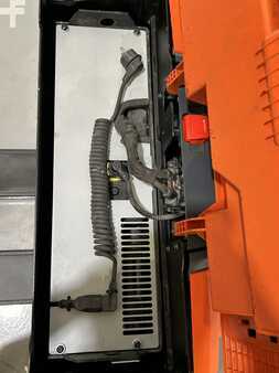 Electric Pallet Trucks 2019  Toyota LWE180 LITHIUM (3)