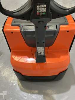 Electric Pallet Trucks 2019  Toyota LWE180 LITHIUM (8)