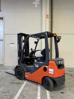 Carretilla elevadora diésel 2015  Toyota 8FDF18 (1)