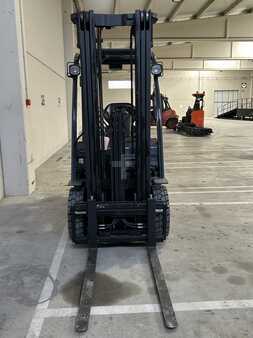 Carretilla elevadora diésel 2015  Toyota 8FDF18 (4)