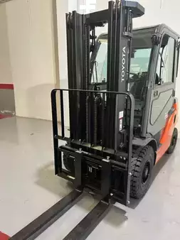 Dieselový VZV 2022  Toyota 56-8FD25F (4)