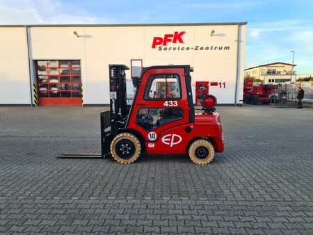 LPG Forklifts 2022  EP Equipment CPC/Q(D)30T8 (5)