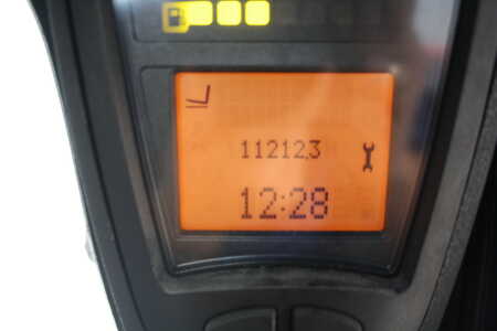 Carretilla elevadora diésel 2013  Linde H30D-02 BR393 (5) 
