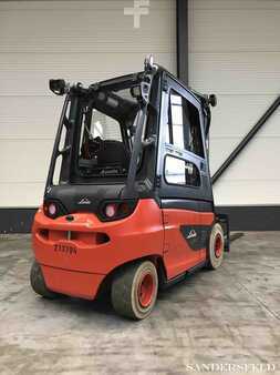 Montacargas Eléctrico (4 ruedas) 2021  Linde E30-01 (3)