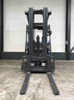 Montacargas Eléctrico (4 ruedas) 2021  Linde E35L (2)