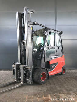 Montacargas Eléctrico (4 ruedas) 2018  Linde E35 HL-01 (1)