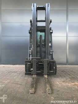 Montacargas Eléctrico (4 ruedas) 2018  Linde E35 HL-01 (2)