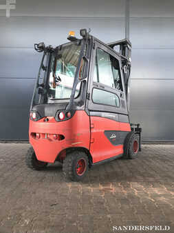 Montacargas Eléctrico (4 ruedas) 2018  Linde E35 HL-01 (3)