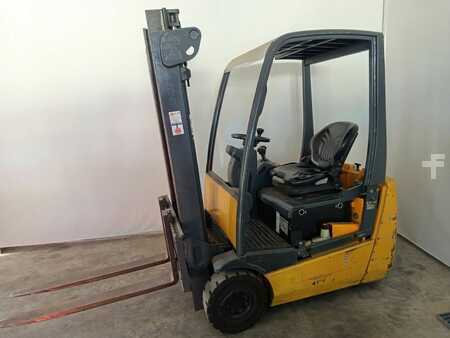 Elektro 3 Rad 2000  Jungheinrich EFG-DF13 (1)