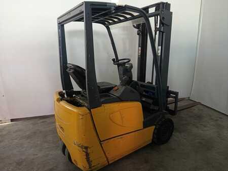 Elektro 3 Rad 2000  Jungheinrich EFG-DF13 (2)