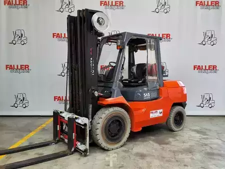 Carretilla elevadora GLP 2013  Toyota 02-7FG45 (1)