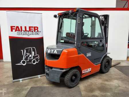 Dieselstapler  Toyota 02-8FDF25 (4)