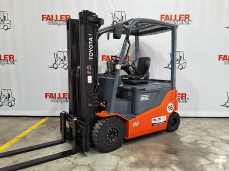 Elektromos 4 kerekű 2019  Toyota 8FBMKT25 (1)