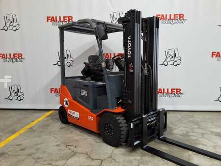 Elektromos 4 kerekű 2019  Toyota 8FBMKT25 (2)