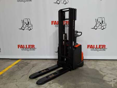 Stacker pedestre 2019  Toyota SWE120L (1)
