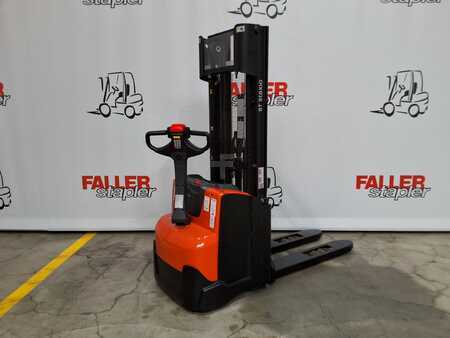 Stacker pedestre 2019  Toyota SWE120L (4)