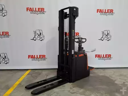 Hochhubwagen  Toyota SPE140L (1)