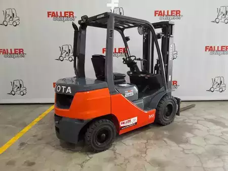 Carrelli elevatori diesel 2022  Toyota 52-8FDF25 (4)