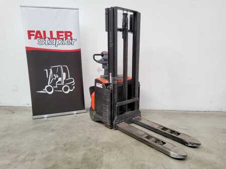 Ruční vysokozdvižný vozík 2016 BT SWE120 (2)