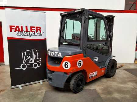 Carretilla elevadora diésel 2021 Toyota 52-8FDF25 (4)