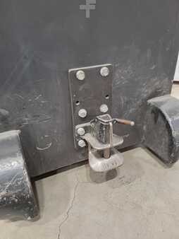 Vetotrukki 2017  Toyota TSE300 (8)