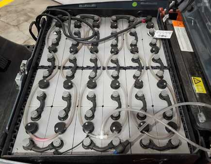 Eléctrica de 3 ruedas 2018  Toyota 8FBEK18T (8)