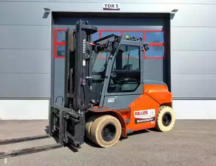 Elektro 4 Rad 2020  Toyota 9FBH80T (1)