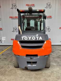 Dieselstapler 2016  Toyota 40-8FD40N (6)