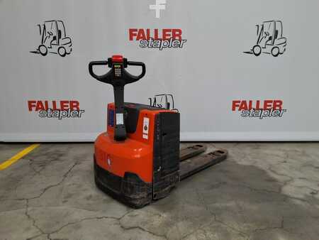 Nízkozdvižný vozík 2016 BT LWE180 (4)