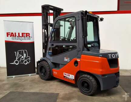 Dieselstapler 2021  Toyota 52-8FDF30 (3)