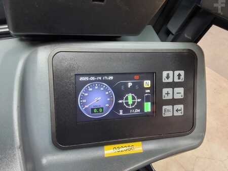 Electric - 4 wheels 2024  Heli CPD35 (8)