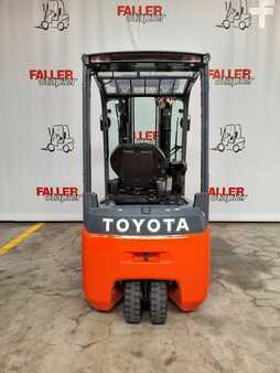 Chariots électriques à 3 roues 2025  Toyota 8FBE20T (6)