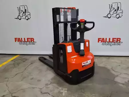 Hochhubwagen  Toyota SWE200D (4)